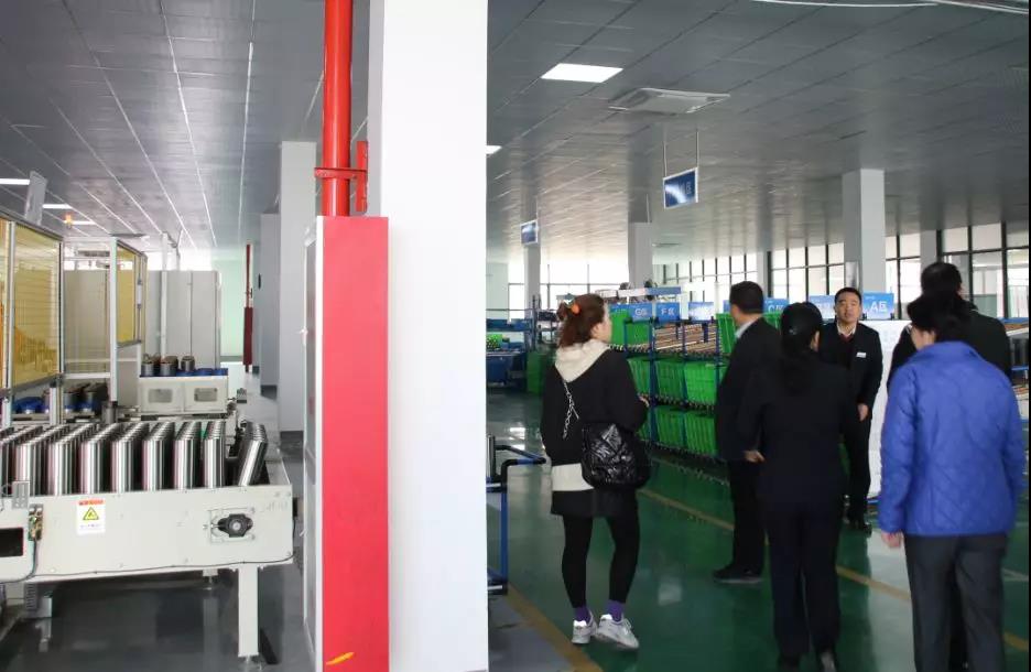 浙江省工会副主席张卫华女士一行来大元慰问调研 浙江省工会副主席张卫华女士一行来大元慰问调研