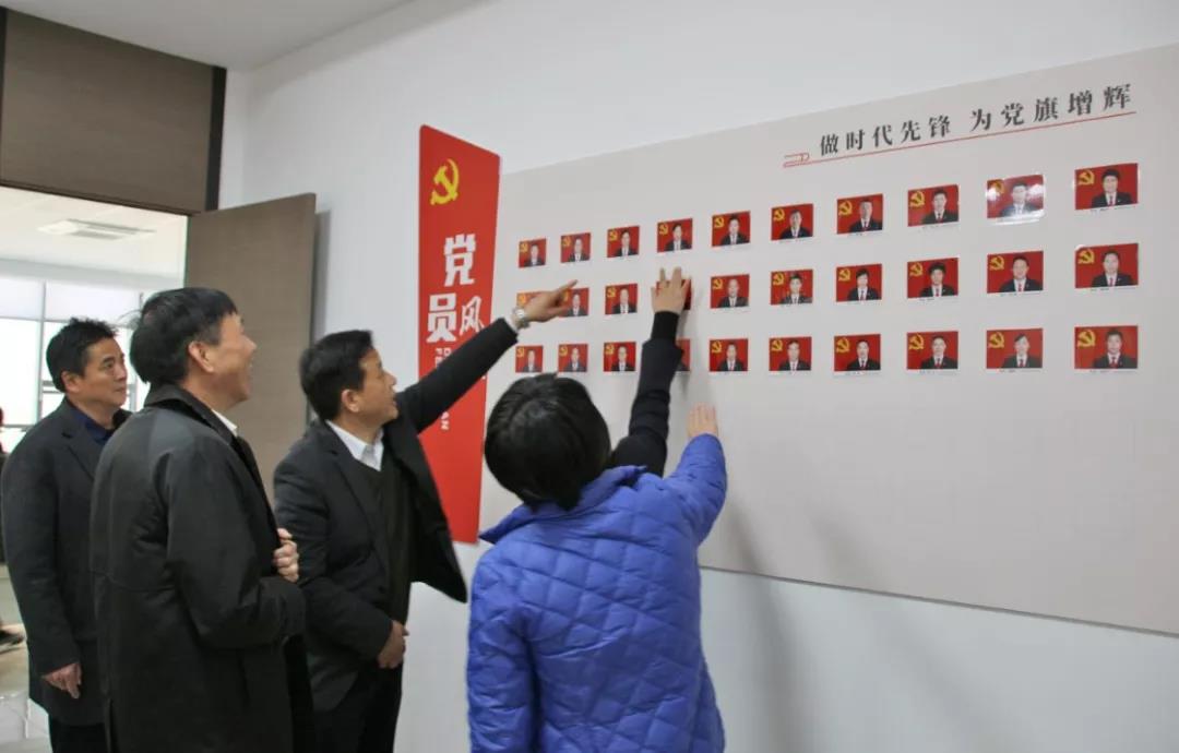 浙江省工会副主席张卫华女士一行来大元慰问调研 浙江省工会副主席张卫华女士一行来大元慰问调研