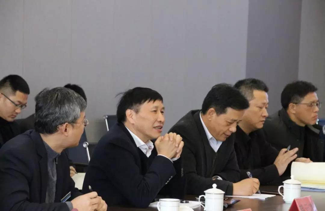 浙江省工会副主席张卫华女士一行来大元慰问调研 浙江省工会副主席张卫华女士一行来大元慰问调研